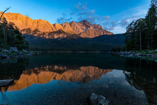 istock Sunset with alpenglow at the Eibsee with Zugspitz view 1027807150