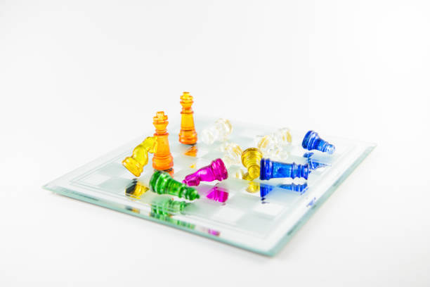 Chess glass is placed on the board, glass, is the concept that a business has to be planned
