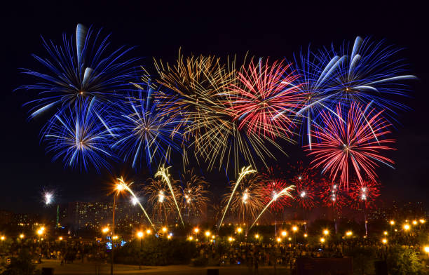 istock Fireworks of the GATZARA ESPECTACLES team. Fragment 2 1027851470