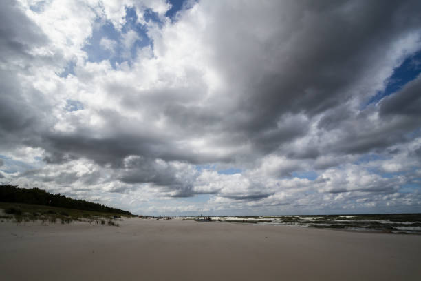 istock Cloudy weather on the beach by the Baltic Sea 1027875642