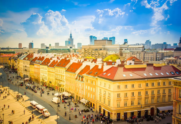 istock old downtown  of Warsaw, Polan 1027893046