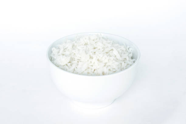 basmati branco tigela de arroz natural alimentos cozidos - clipping path rice white rice basmati rice - fotografias e filmes do acervo