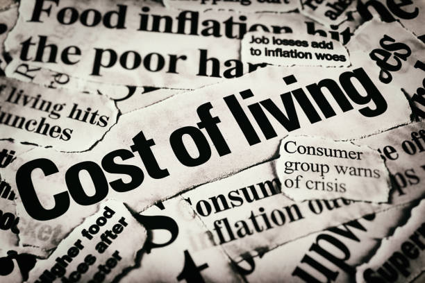 istock Cost of living headlines dealing with inflation 1028131916