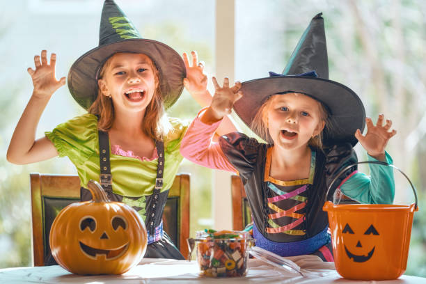 istock children on Halloween 1028138578