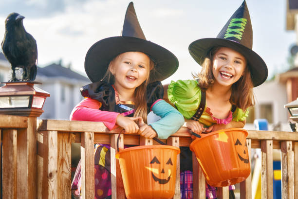 istock children on Halloween 1028138584