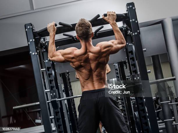 Good Back Man Muscular Man Training His Back Stock Photo - Download Image Now ...
