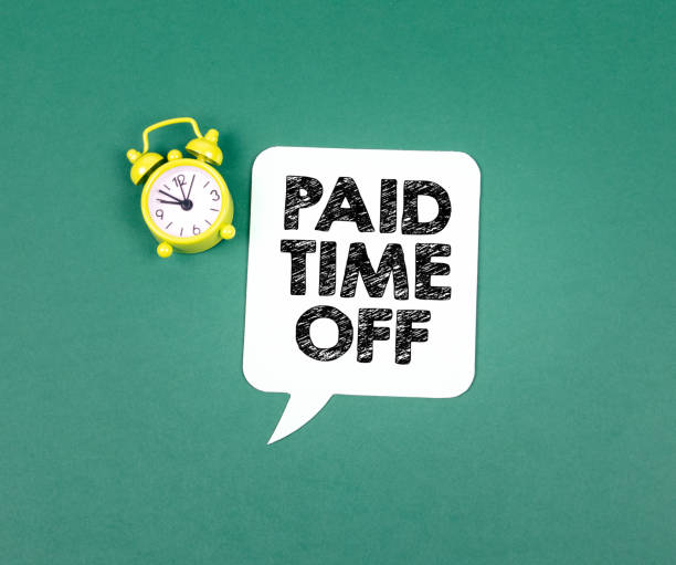Paid Time Off concept Paid Time Off concept. Paper speech bubble and Alarm Clock on a Green Background rules quotes stock pictures, royalty-free photos & images