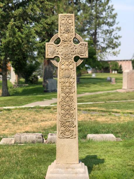 istock Ornate cross grave marker 1028429872