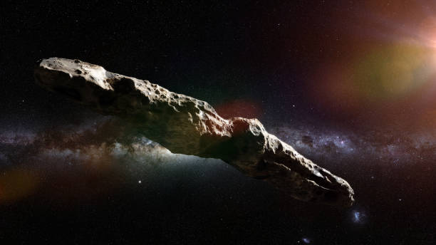 oumuamua est une comète active, objet interstellaire en passant à travers le système solaire, astéroïde de forme inhabituelle - passing photos et images de collection