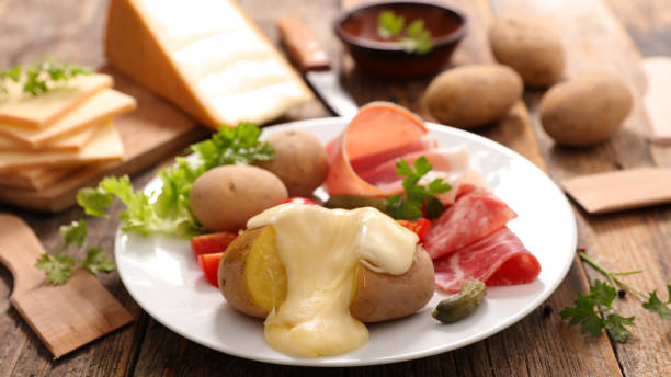 istock potato with cheese fondue 1028626422