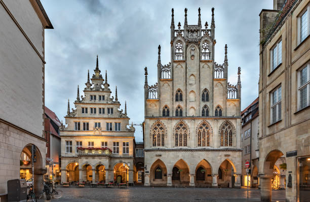 ратуша мюнстер в германии - north rhine westfalia фотографии стоковые фото и изображения