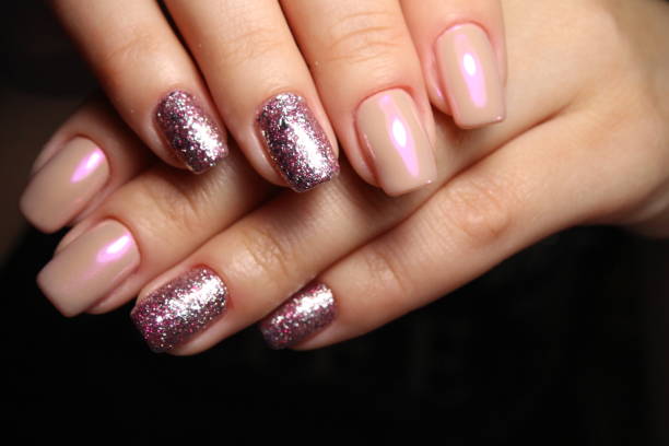 istock sexy gray manicure 1028776310