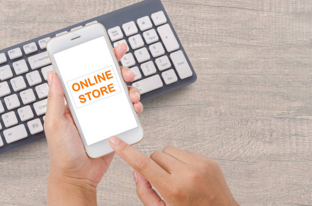 istock Online Store on mobile phone 1028782900