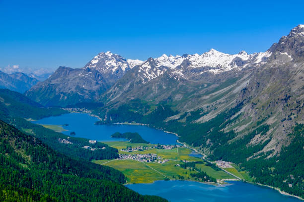 istock Sils and Silvaplana Lakes seen from above, Upper Engadine valley (Graubünden, Switzerland) 1028790786