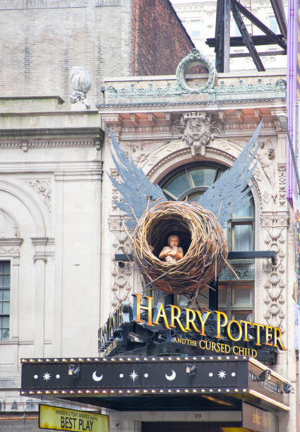 哈利波特與被詛咒的兒童劇場陣線 - times square billboard 個照片及圖片檔
