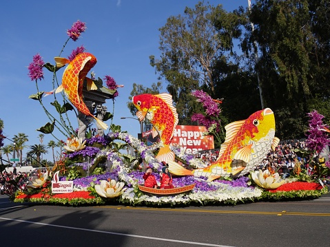PASADENA, CALIFORNIA—JANUARY 1, 2018: Wide shot of the Singpoli American BD float, winner of the Sweepstakes Award at the 2018 Tournament of Roses Parade created by Charles Meier of Paradiso Floats.