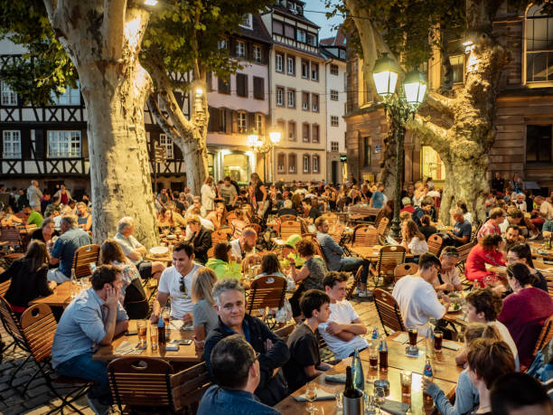 petite france strasbourg france - la petite france imagens e fotografias de stock