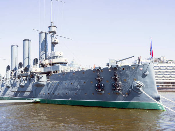 istock Cruiser Aurora from St.Petersburg 1028986122