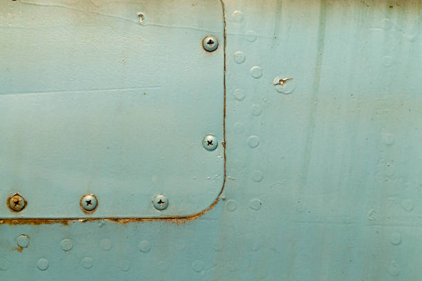 antigua construcción metal verde - rust textured rusty industrial ship fotografías e imágenes de stock