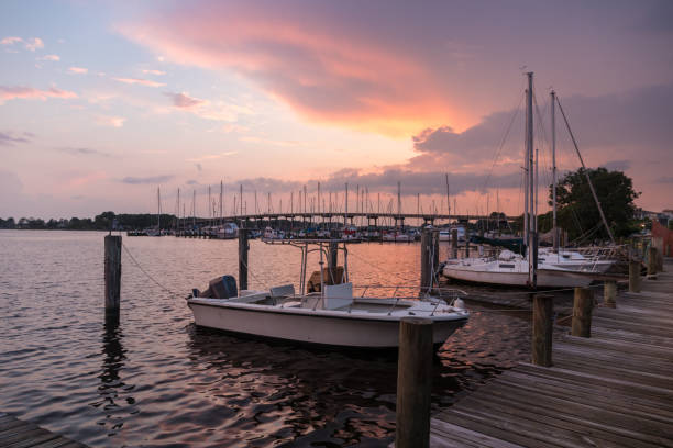 istock Sunset in Oriental, North Carolina 1029054106