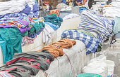 dhobi-gana-ist-eine-bekannte-open-air-waschsalon-in-chennai-indien-die-unterlegscheiben-lokal.jpg?b=1&s=170x170&k=20&c=SQNq7AFEqC-5msi9c6APpfXXCftX0jKfXswxFlrTqv8=