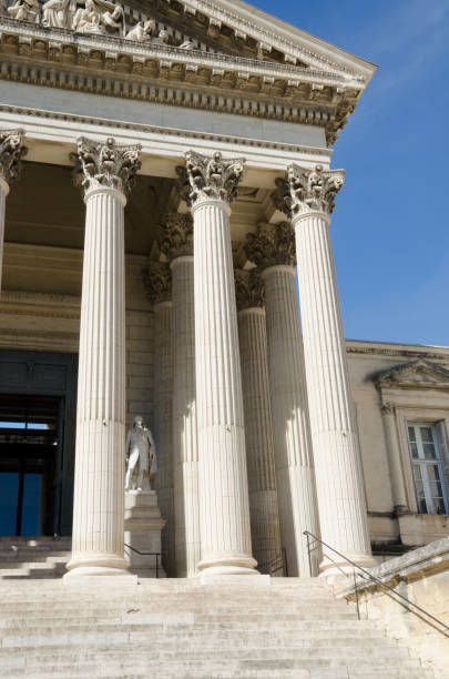entrée du Palais de justice de Montpellier - Photo