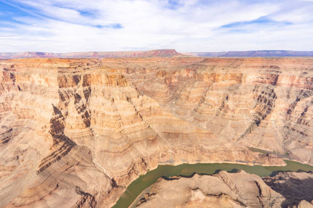 borda oeste do grand canyon - canyon majestic grand canyon helicopter - fotografias e filmes do acervo