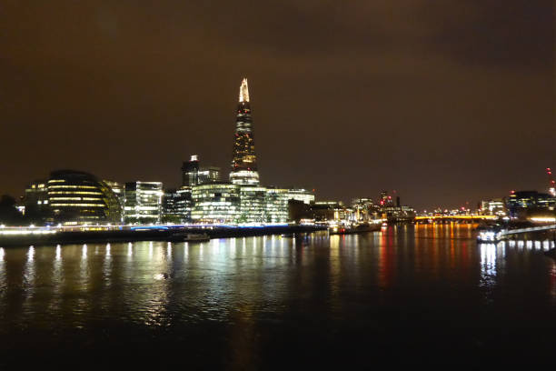 istock London by night - United Kingdom 1029479372