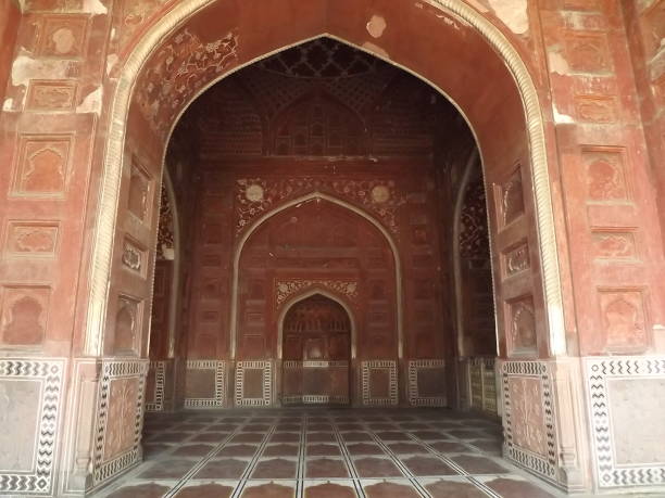 istock Taj Mahal Corridor Forts 1029744868