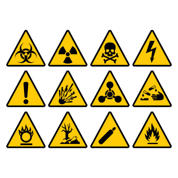 ilustraciones, imágenes clip art, dibujos animados e iconos de stock de muestra amonestadora del triángulo amarillo conjunto. advertencia y peligro triangular vector signos. - toxic substance danger warning sign fire