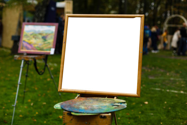 istock some easels in the Park 1029998222