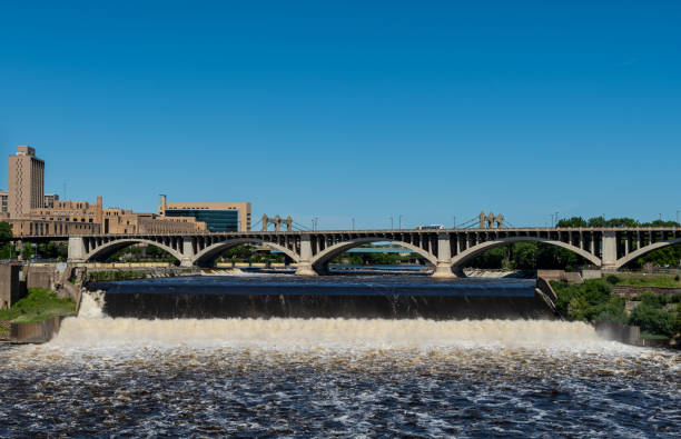 istock Falling Water in Mississippi in Downtown Minneapolis 1030069818