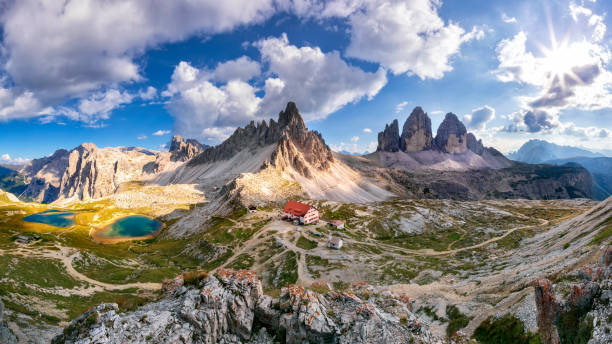 tre cime di lavaredo - panorama xxxl - tirol season rock mountain peak - fotografias e filmes do acervo