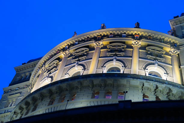 istock Bundeshaus in Berne at night 1030583732