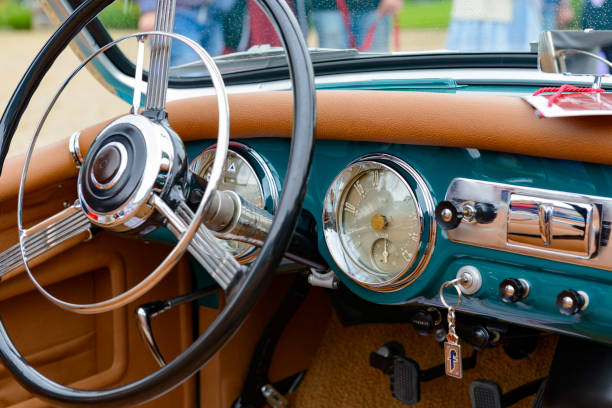 nash healey roadster 1950s convertible american sports car interior - healey imagens e fotografias de stock