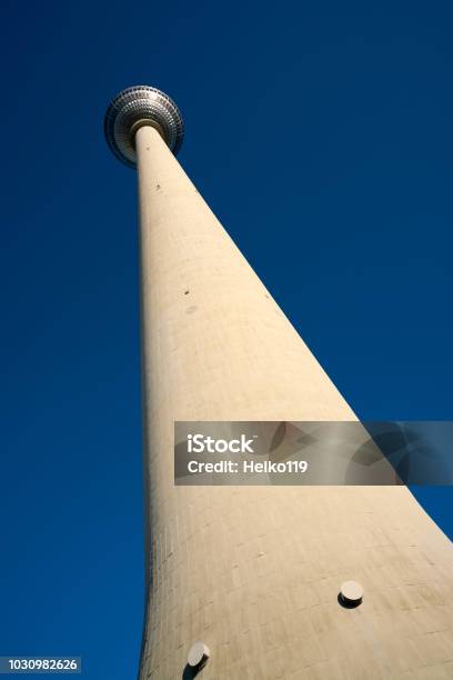 Fernsehturm In Berlin Stockfoto und mehr Bilder von Architektur - Architektur, Außenaufnahme von Gebäuden, Bauwerk