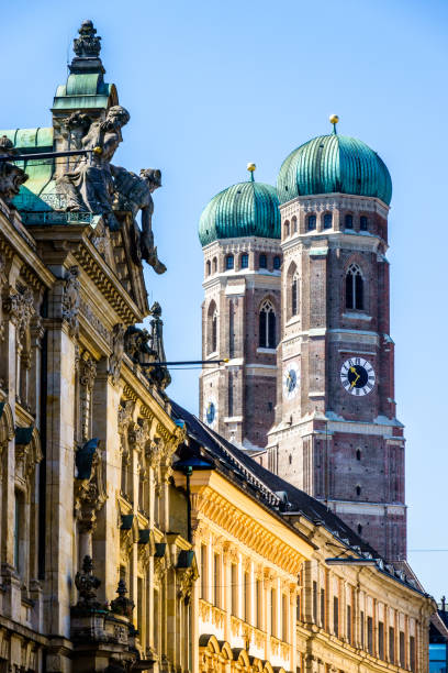 istock Famous Munich Cathedral - Liebfrauenkirche 1031015092