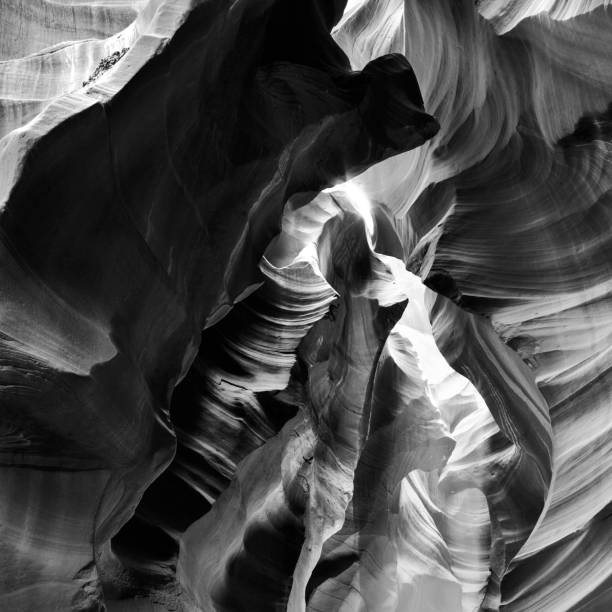 upper antelope canyon in arizona, united states - rock strata natural pattern abstract scenics imagens e fotografias de stock