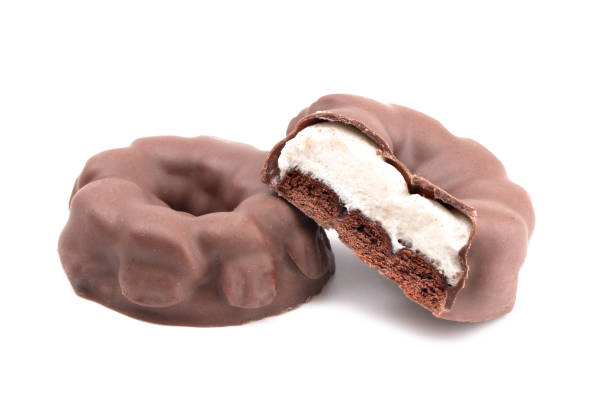 biscotto coperto di cioccolato ripieno di marshmallow - morse key foto e immagini stock