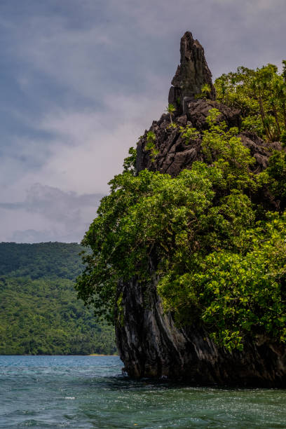 istock The Nest Minoloc Island 2017 1031216856