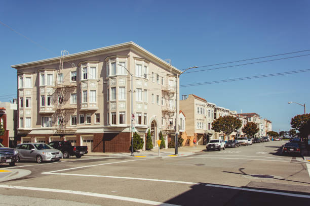 istock Streets of San Francisco 1031240670