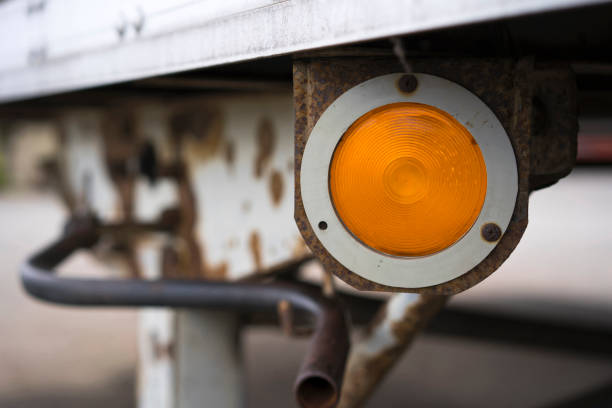 marker and turning light on the old semi trailer - unusable imagens e fotografias de stock