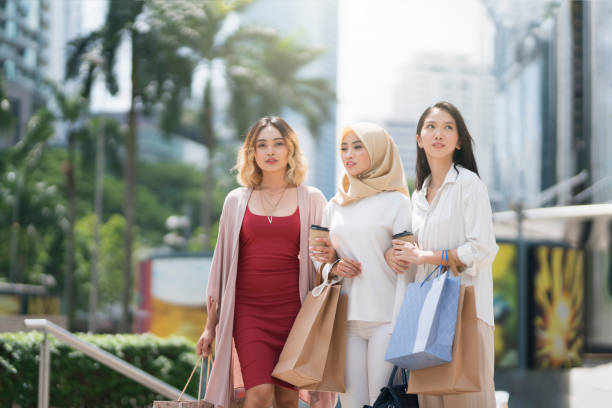 istock Lost In This Huge City 1031291926