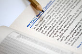 test-blatt-englisch-hochschule-schule-usa.jpg?b=1&s=170x170&k=20&c=Vh54Rv4_56_hwOTr1iI4Wn_K2zx3E96uKzp3XCyqrl8=