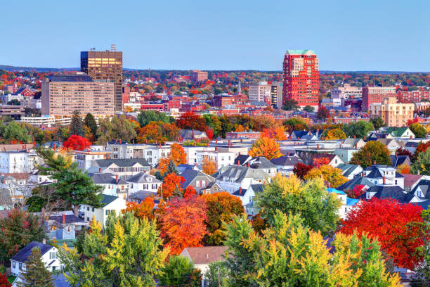 istock Autumn in Manchester, New Hampshire 1031441732