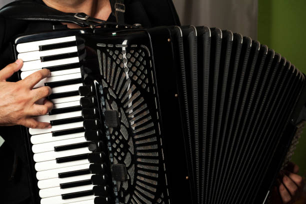 istock play the accordion 1031462786