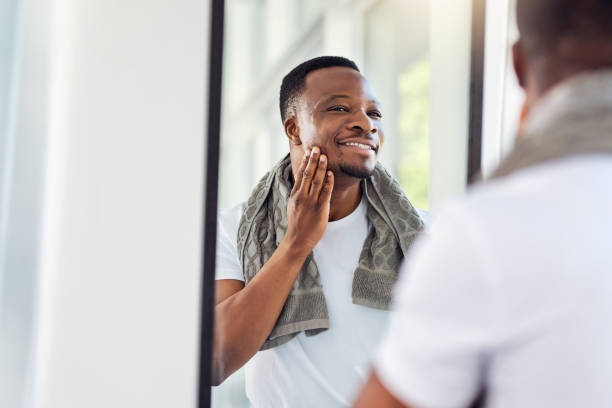 istock Oh man, my skin is smooth 1031519462