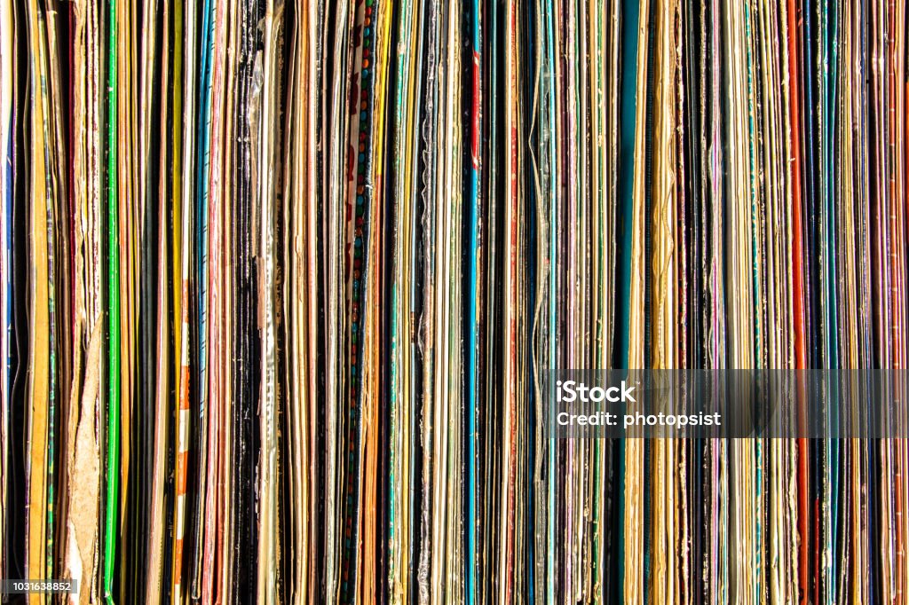 Vintage-Retro-Stil Vinyls Stapeln / stack. Muster-Hintergrund. - Lizenzfrei Schallplatte Stock-Foto