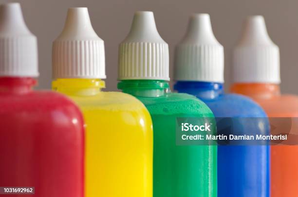 Watercolors In Small Plastic Bottles Stock Photo - Download Image Now -  Acrylic Painting, Argentina, Art - iStock