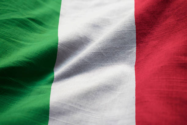 波立たせられたイタリアの国旗のクローズ アップ - italian flag ストックフォトと画像